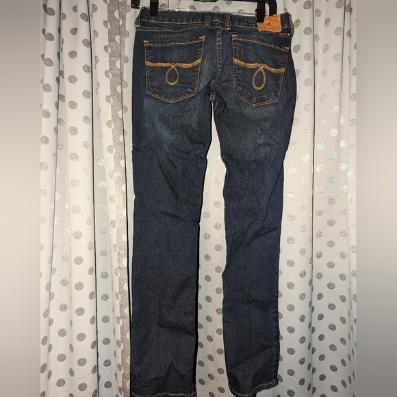 Lola👖 2/26 - Picture 4 of 16